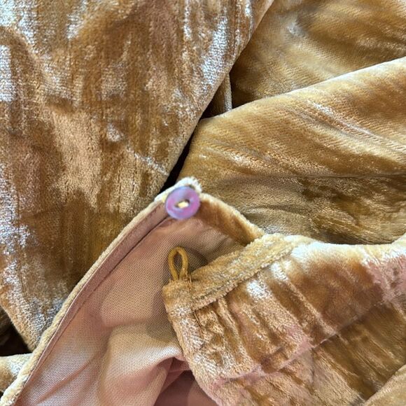 NWT Melloday Mustard Velvet Short Sleeve Midi Dress S or XS NWOT - Picture 7 of 12